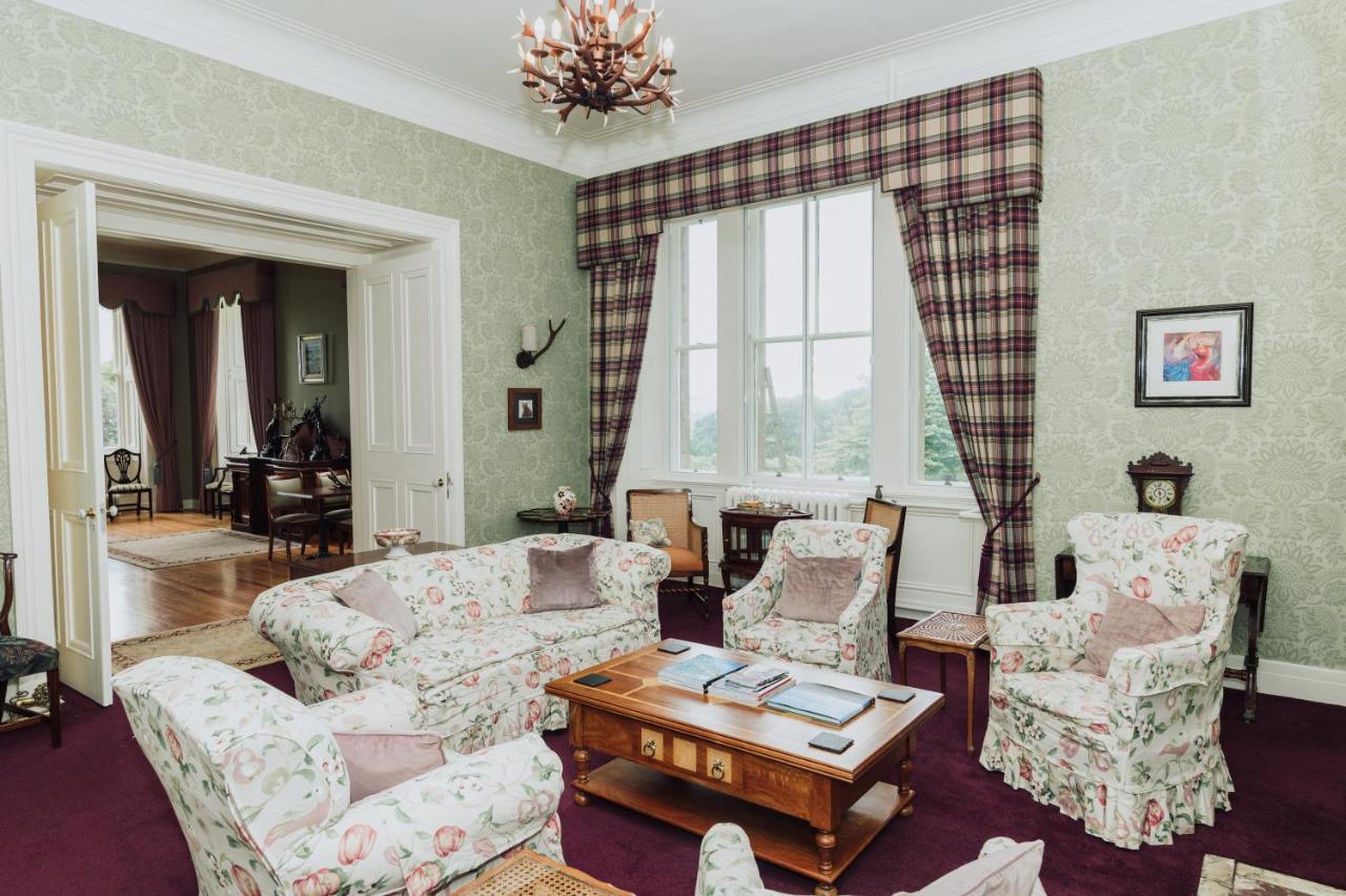 Netherdale House & The Coach House Turriff ภายนอก รูปภาพ
