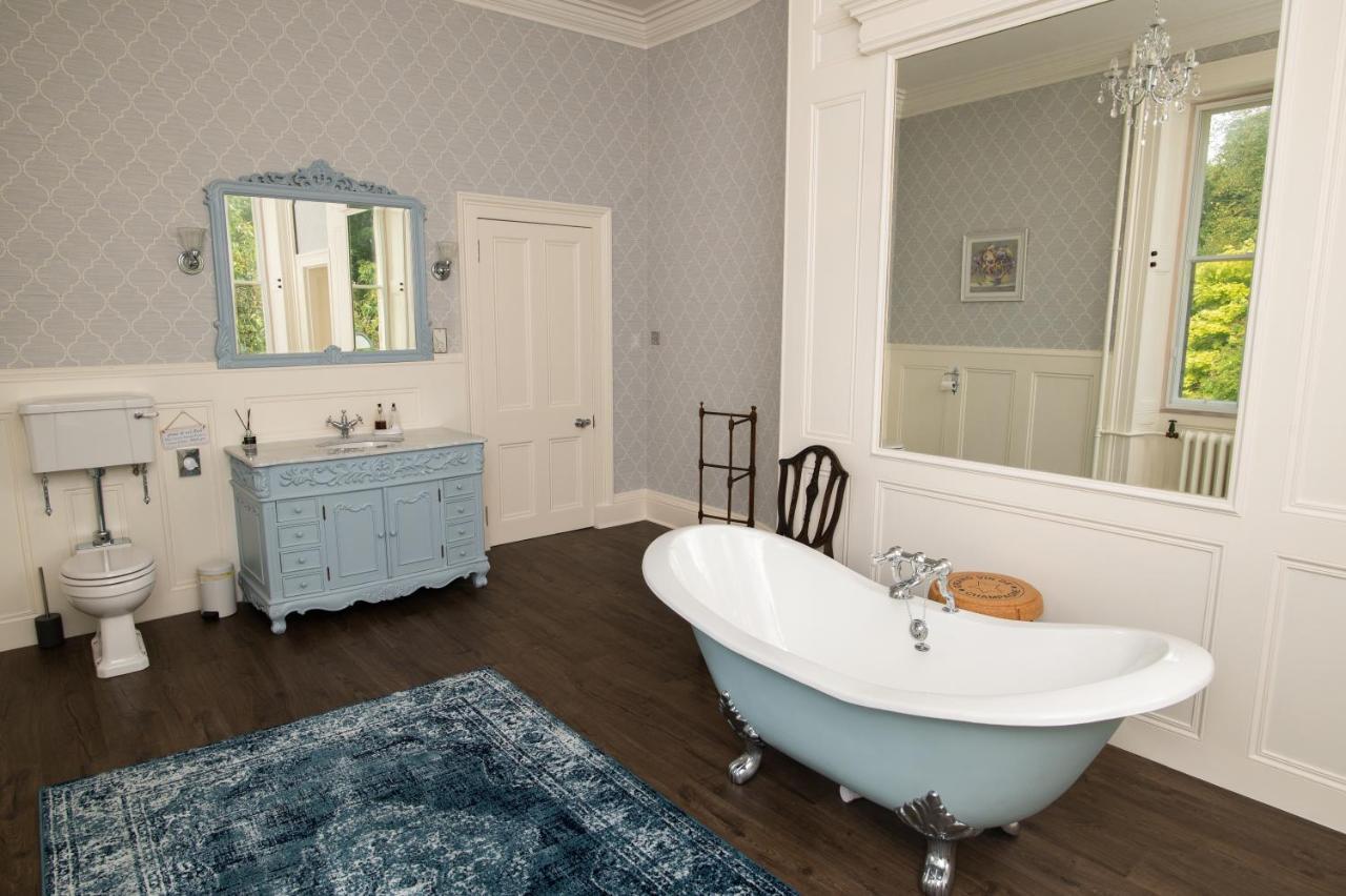 Netherdale House & The Coach House Turriff ภายนอก รูปภาพ