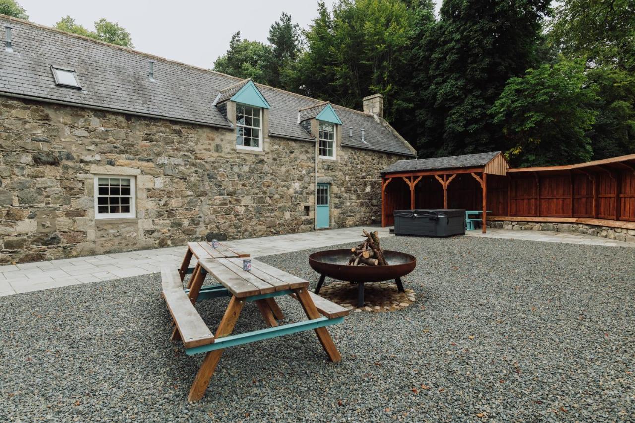 Netherdale House & The Coach House Turriff ภายนอก รูปภาพ